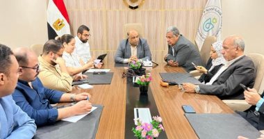 مسئولو الرعاية الصحية بالأقصر يتابعون الموقف التشغيلى داخل المنشآت الصحية