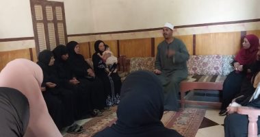 "القومى للمرأة" يعقد 25 من جلسات الدوار لتوعية سيدات أسوان