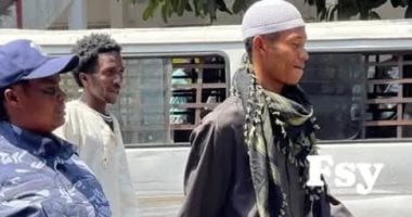 نيوز برو : 
                                            برومو كليب يورط مغنى راب فى شهر سجن وغرامة 2600 دولار فى جزر القمر.. تفاصيل
                                        