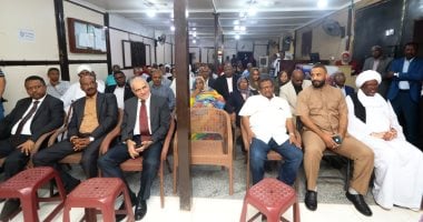 القنصلية العامة لجمهورية السودان بأسوان تنظم مؤتمرا صحفيا حول مبادرة العودة الطوعية للسودانيين.. السفير عبدالقادر عبدالله: سفر 410 آلاف سودانى عبر المنافذ البرية..ونشكر دعم مصر حكومة وشعبا.. صور