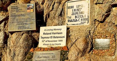 البلو هول في دهب يحتضن لوحات تخلد أسماء غواصين ضحوا من أجل عشقهم للبحر