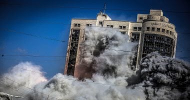 حين يصبح البيت جبهة.. منازل تقصف وقلوب تأبى الرحيل.. حكايات من أبراج غزة الصامدة.. مليون فلسطيني يرفضون التهجير: خروج الروح 1000 مرة أهون من ذل النزوح.. نساق للموت ولا ينظر إلينا إلا ككتلة زائدة على جسد الأرض