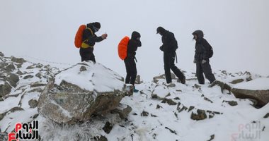 تساقط الثلوج يحوّل جبال تاترا البولندية إلى لوحة ساحرة