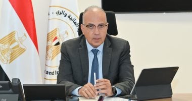 وزير الرى: مواجهة أى تعديات على مجرى النهر بكل حسم