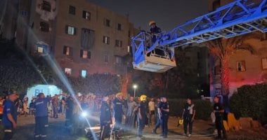 إنزال مواطنين احتجزوا داخل عقار بعد انهيار سلم بمدينة 6 أكتوبر