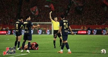 العارضة تحرم عمرو ناصر من تسجيل هدف التعادل للزمالك فى مرمى الأهلى