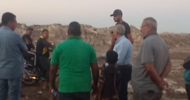 رئيس حى الزهور ببورسعيد يترأس حملة لمنع انتشار الأبقار بالشوارع