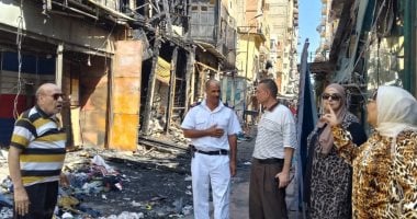 "التضامن" تعاين موقع حريق حي العرب ببورسعيد.. صور