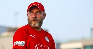 وائل رياض وجهاز منتخب 2007 يتابعون مباريات دورى المحترفين