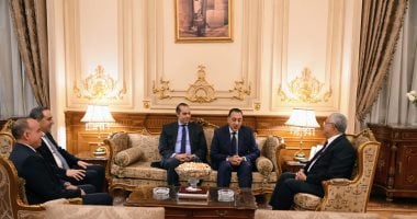 حنفى جبالى يستقبل رئيس الوزراء قبل جلسة النواب اليوم