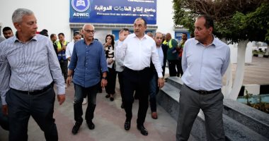 وزير قطاع الأعمال العام يتفقد تطوير مصانع "النصر للكيماويات الدوائية"