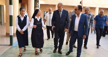 تفعيل التعليم الإلكتروني لمواجهة الدروس الخصوصية ببورسعيد.. صور