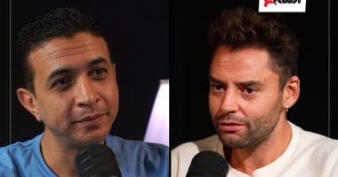 صلاح معشوق جماهير سويسرا.. صحفي سويسري ضيف "عربي مكسر" مع باسم فؤاد