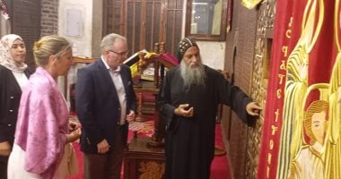 السفير التشيكي يزور دير المحرق بالقوصية ضمن جولته بمحافظة أسيوط