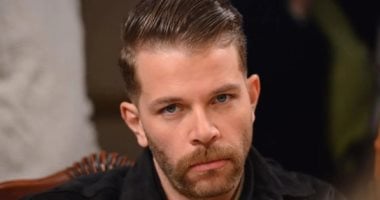 ما لا تعرفه عن الفنان التونسي محمد مراد المختطف من أسطول الصمود
