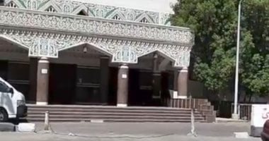 وصول جثمان محسن أبو جريشة نجم الإسماعيلى لمسجد المطافى.. فيديو وصور