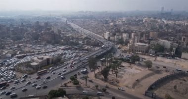 ميدانا رمسيس والعتبة يلحقان بقطار التطوير ويتخلصان من الفوضى.. تطوير ميادين القاهرة يعود بها للزمن الجميل.. ترميم العقارات التراثية وتوحيد واجهات المحال ونقل الأكشاك يجعلها مزارًا سياحيًا ومتحفًا مفتوحًا