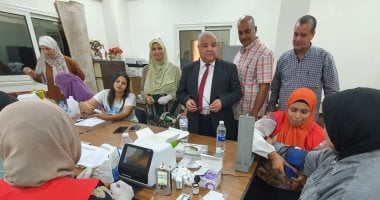 تحاليل طبية للعاملين بمديرية التعليم بالأقصر ضمن مبادرة 100 يوم صحة.. صور