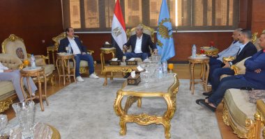 محافظ الغربية يستقبل نائب وزير الصحة عقب جولة ميدانية على المنشآت الطبية