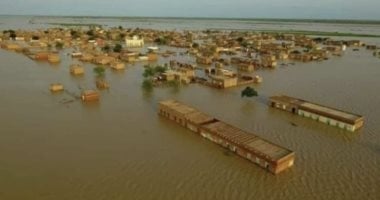مدن سودانية تحولت لجزر عائمة.. والسبب الفيضان.. فيديو