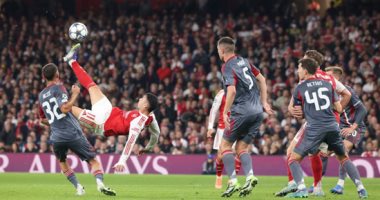 أرسنال يتألق ويحسم مباراته أمام أوليمبياكوس بثنائية في دوري الأبطال