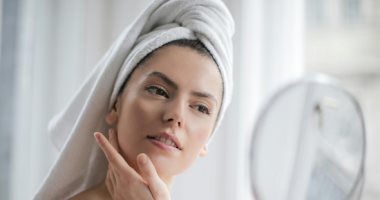 3 وصفات طبيعية لتوحيد لون البشرة والحفاظ على نضارتها