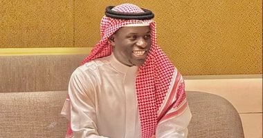 كانتي يخطف الأضواء بالزي السعودي فى حفل زفاف زميله بالاتحاد.. فيديو