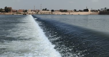 تدفق المياه بكميات هائلة فى قناطر زفتى.. ومحافظة الغربية ترفع حالة الطوارئ