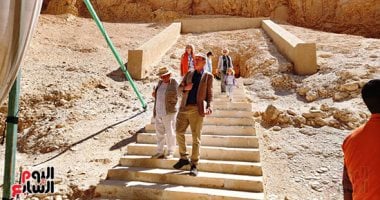مقبرة الملك أمنحتب الثالث تنضم رسمياً لقائمة مقابر مفتوحة أمام سياح العالم.. وزارة السياحة والآثار تفتح أبواب المقبرة لأول مرة منذ 1799.. الترميمات داخلها تمت على 3 مراحل خلال 20 عاما مضت