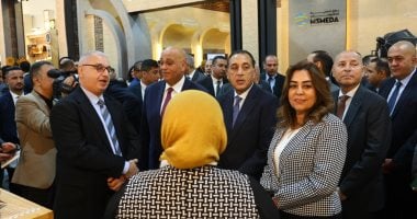 وزيرة التنمية المحلية: دعم التكتلات الاقتصادية بالصعيد والمحافظات تنفيذا لتوجيهات الرئيس.. منال عوض: نستهدف رفع قدرات الإنتاج والتسويق وتوفير فرص عمل.. وتؤكد: 30 عضوا من التكتلات تشارك بمعرض تراثنا.. صور