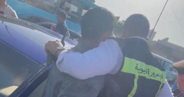 ضابط يلقى القبض على سائق متهور أثار الرعب بين مواطنى القليوبية