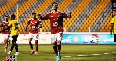الأهلى يتقدم على كهرباء الإسماعيلية بثنائية فى الشوط الأول.. صور