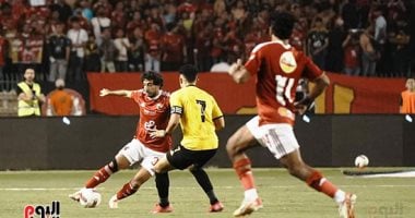 الأهلى يهزم كهرباء الإسماعيلية 4-2 ويواصل الزحف نحو صدارة الدورى.. صور