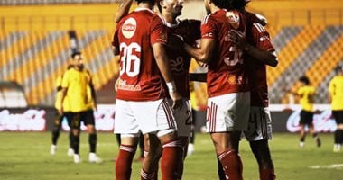شوبير: هناك مشكلة فى دفاعات الأهلى والشد العضلي مبالغ فيه