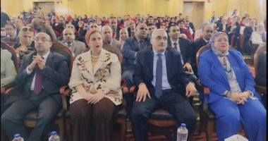 وزارة التربية والتعليم تُكرم 100 معلم مبدع في يومهم العالمي