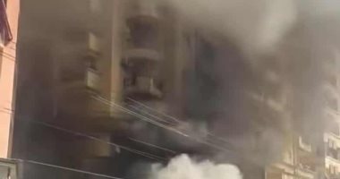 الحماية المدنية تسيطر على حريق فى كافية شرق الإسكندرية.. صور