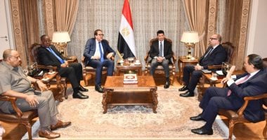 وزير الرياضة يُنهي الخلاف بين الأنوكا والأوكسا ويؤكد وحدة الصف الرياضى الأفريقي