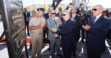أسامة ربيع ومحافظ الإسماعيلية يشهدان افتتاح كوبرى الشهيد أمير عوض الله العائم
