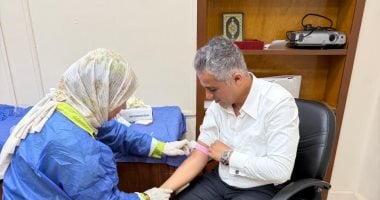 النائب أحمد فتحى يجرى الكشف الطبى استعدادًا لخوض انتخابات مجلس النواب