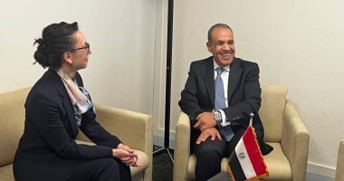وزير الخارجية يلتقي مندوبة مولدوفا لدى اليونسكو لحشد الدعم لخالد العنانى