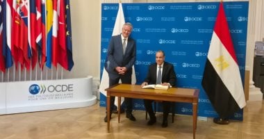 وزير الخارجية يلتقى سكرتير عام منظمة التعاون الاقتصادي والتنمية OECD