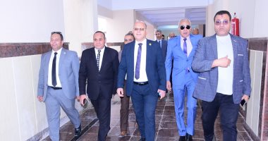 تجهيزات تقنية متطورة فى معامل الحاسب الآلى بجامعة سوهاج الأهلية.. صور