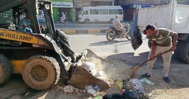 رفع 50 طنا من القمامة والمخلفات الصلبة والأتربة بشوارع حى غرب سوهاج