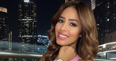 رنا سماحة تخطف الأضواء بإطلالات جديدة بعد تصدرها التريند