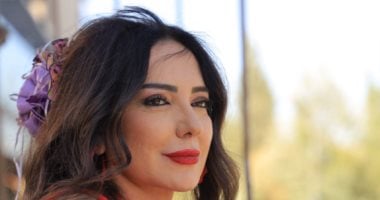 كل ما تريد معرفته عن الفنانة السورية أمل عرفة بعد تصدرها التريند