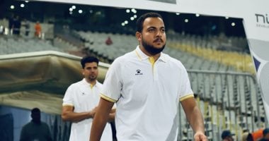 الجهاز الفني ولاعبى حرس الحدود يحتفلون بعقد قران طبيب الفريق
