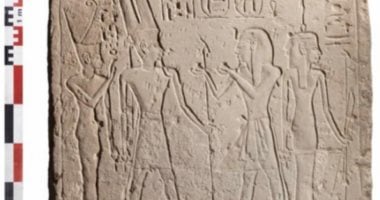 كشف أثرى جديد بالكرنك.. لوحة من الحجر الرملى تزن 2 طن تعود لرمسيس الثالث