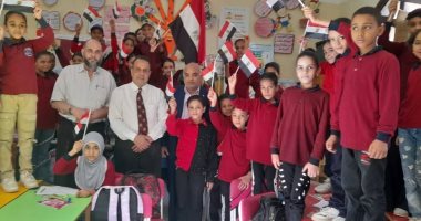 طلاب 420 مدرسة بسوهاج يحتفلون بذكرى نصر أكتوبر المجيد