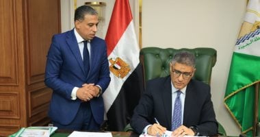 محافظ الجيزة يعتمد حركة مديرى ووكلاء الإدارات التعليمية