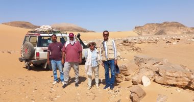 آثار الوادى الجديد: استكمال أعمال البعثة الأمريكية فى عدة مواقع بالخارجة